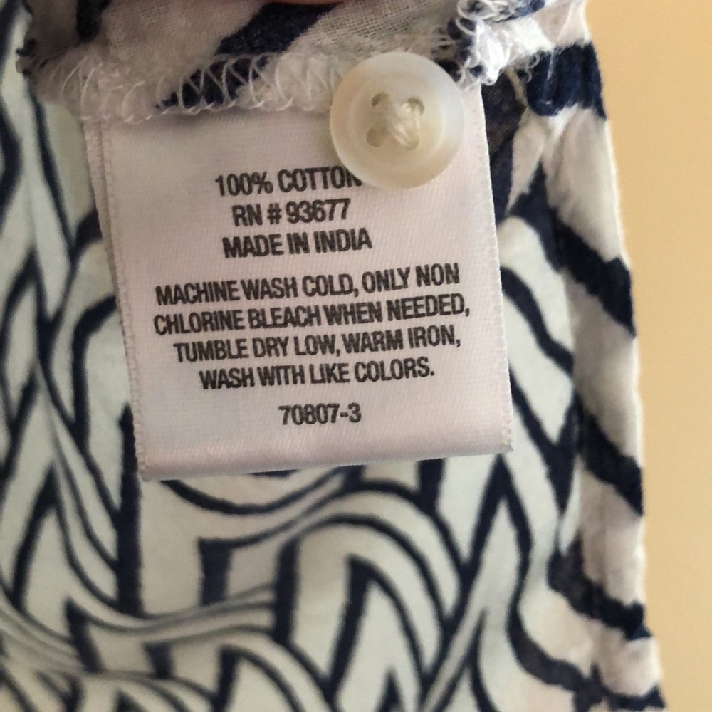 St. John’s Bay Navy White Geometric Print Tunic Blouse Women’s Size XL - Picture 3 of 8